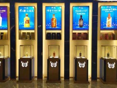 商场展柜制作专卖店装修展柜展台设计制作精品展柜产品展示柜定制图3